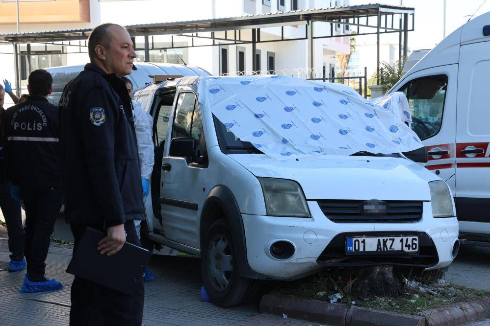 Nişanlanan eski sevgilisini öldüren kadın, son kurşunu kendine sıktı 9